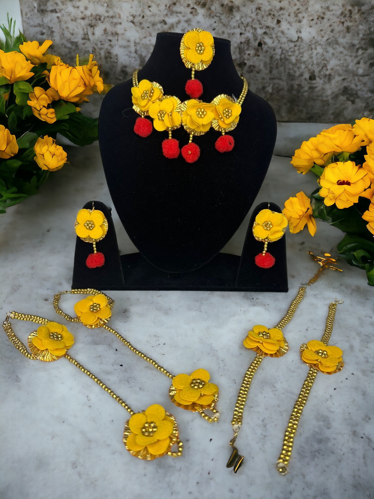 WhatsApp Image 2024-04-30 at 3.18-Photoroom (2) Handmade Haldi HAAR