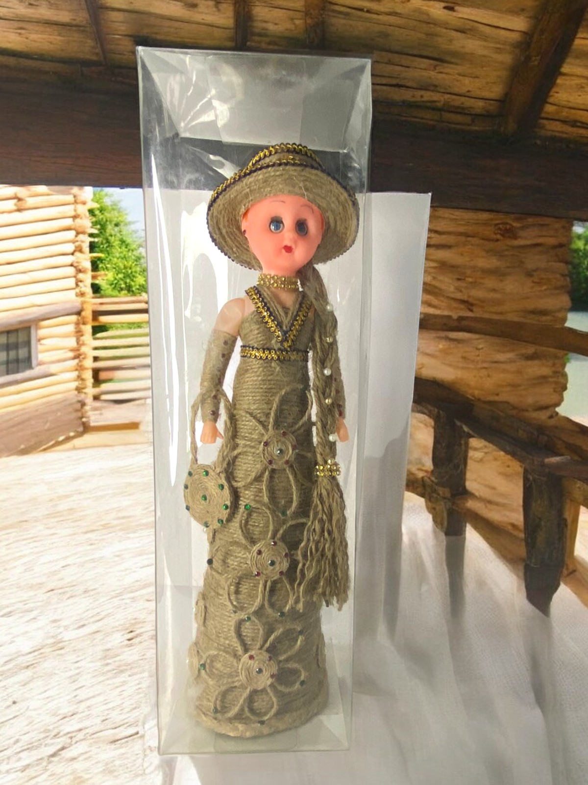 D04, Handmade Jute Doll